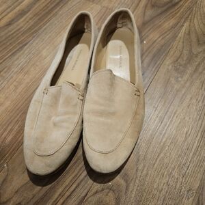 Banana Republic Beige Suede Tan Women's Loafers